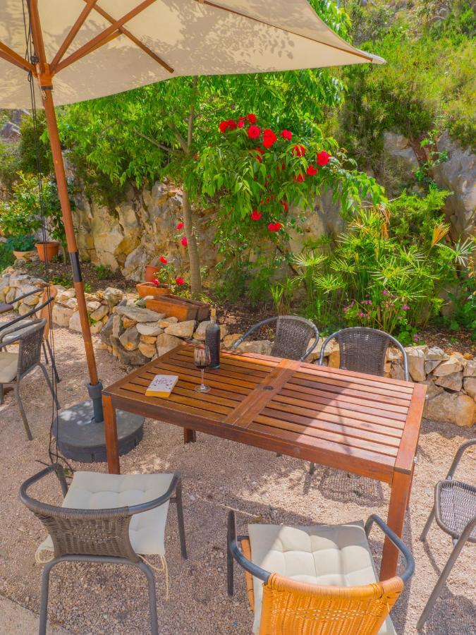 Hostel Kapa Hvar Town Exterior photo